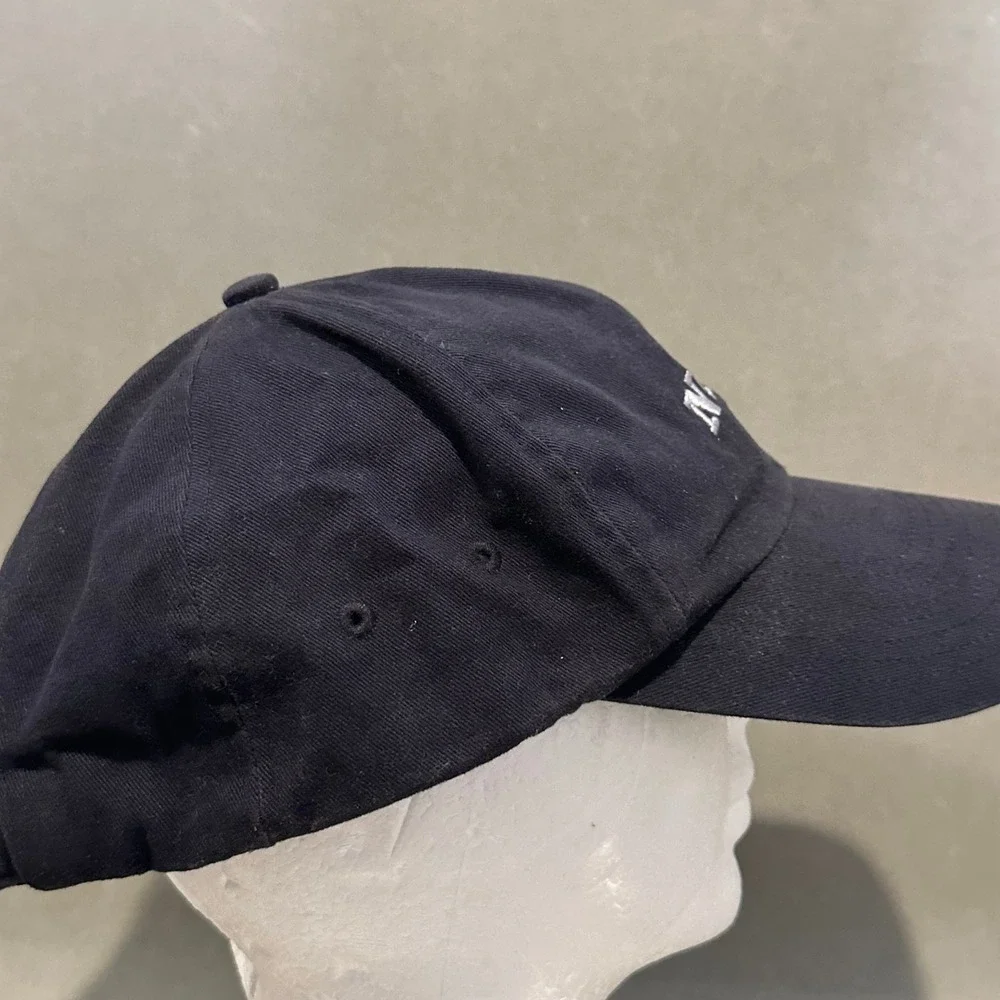 Nike Heritage Dad Hat Black Adjustable Baseball Cap Embroidered Logo Swoosh